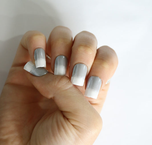 (Pre-Order 4 Weeks) Dove Ombre Chrome